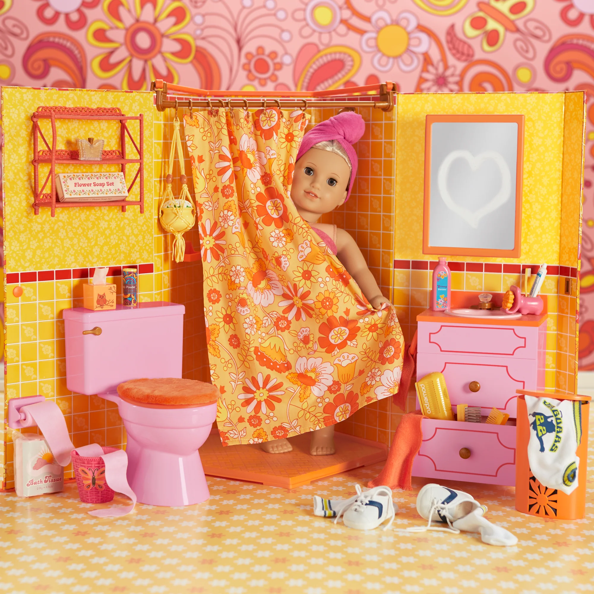 Julie's™ Groovy Bathroom for 18-inch Dolls (Historical Characters) 10 Julie's™ Groovy Bathroom for 18-inch Dolls (Historical Characters)