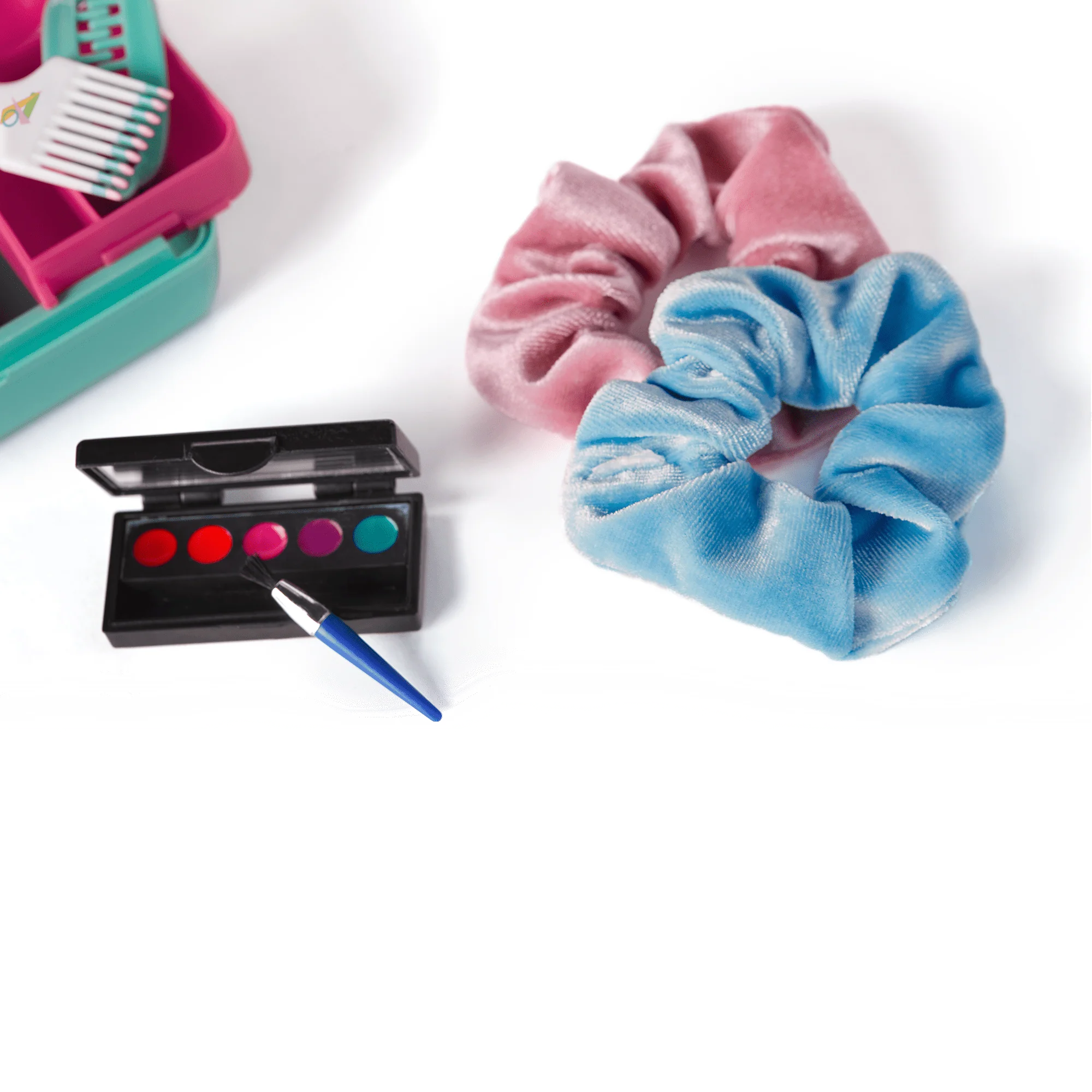 Courtney's™ Caboodles® & Hair Accessories Kit for 18-inch Dolls (Historical Characters) 4 Courtney's™ Caboodles® & Hair Accessories Kit for 18-inch Dolls (Historical Characters)