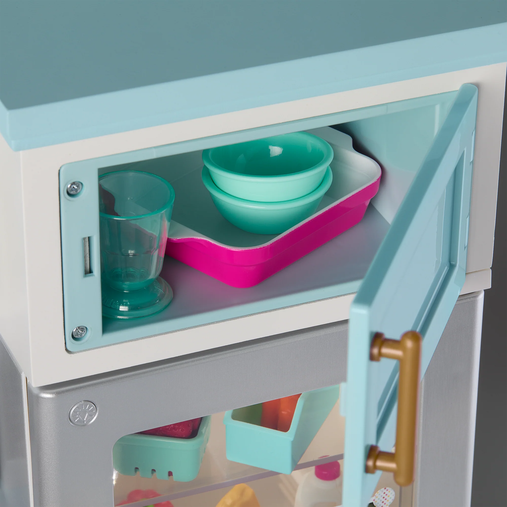American Girl® Gourmet Kitchen for 18-inch Dolls 17 American Girl® Gourmet Kitchen for 18-inch Dolls