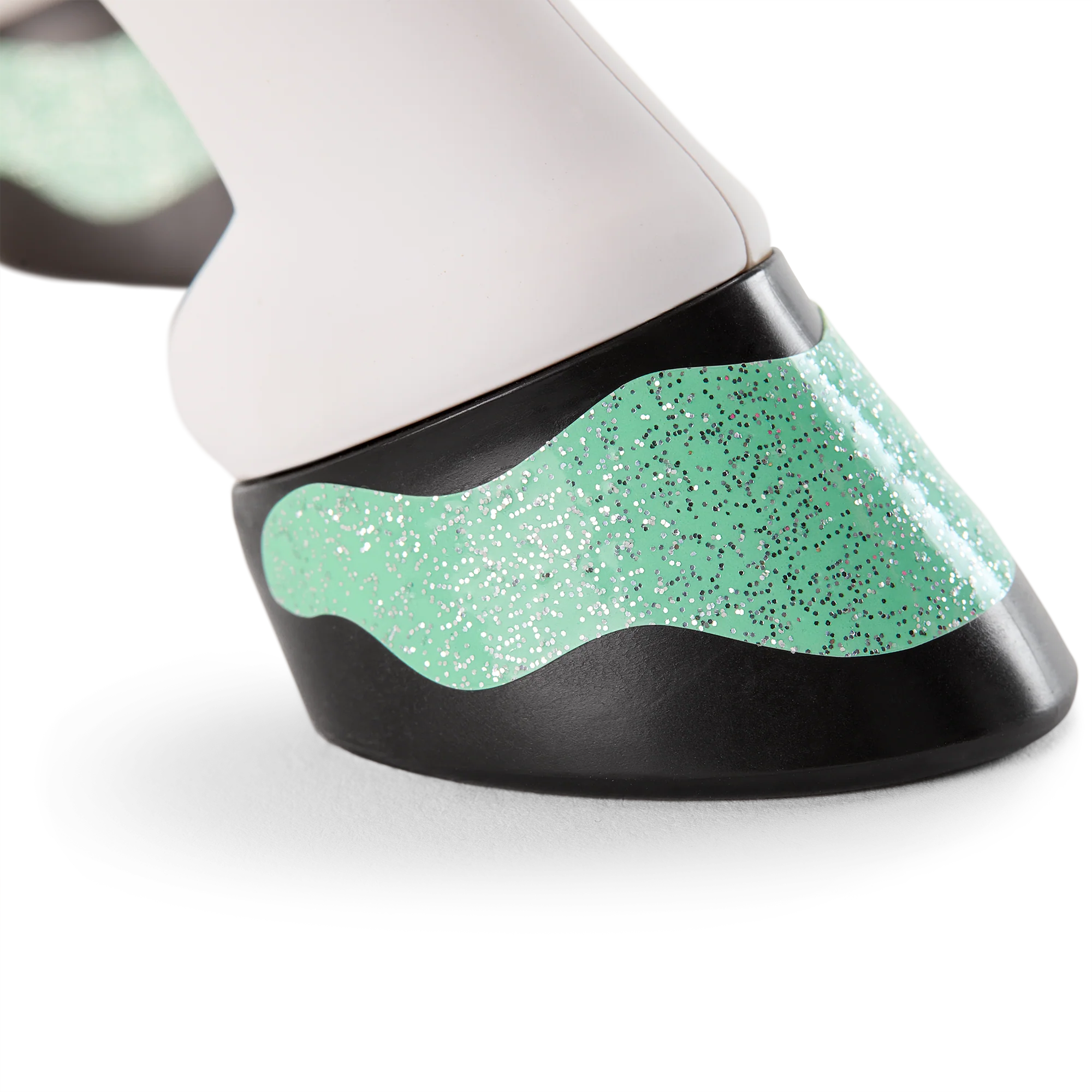 Hollyhock™ Horse (Girl of the Year™ 2024) 6 Hollyhock™ Horse (Girl of the Year™ 2024)