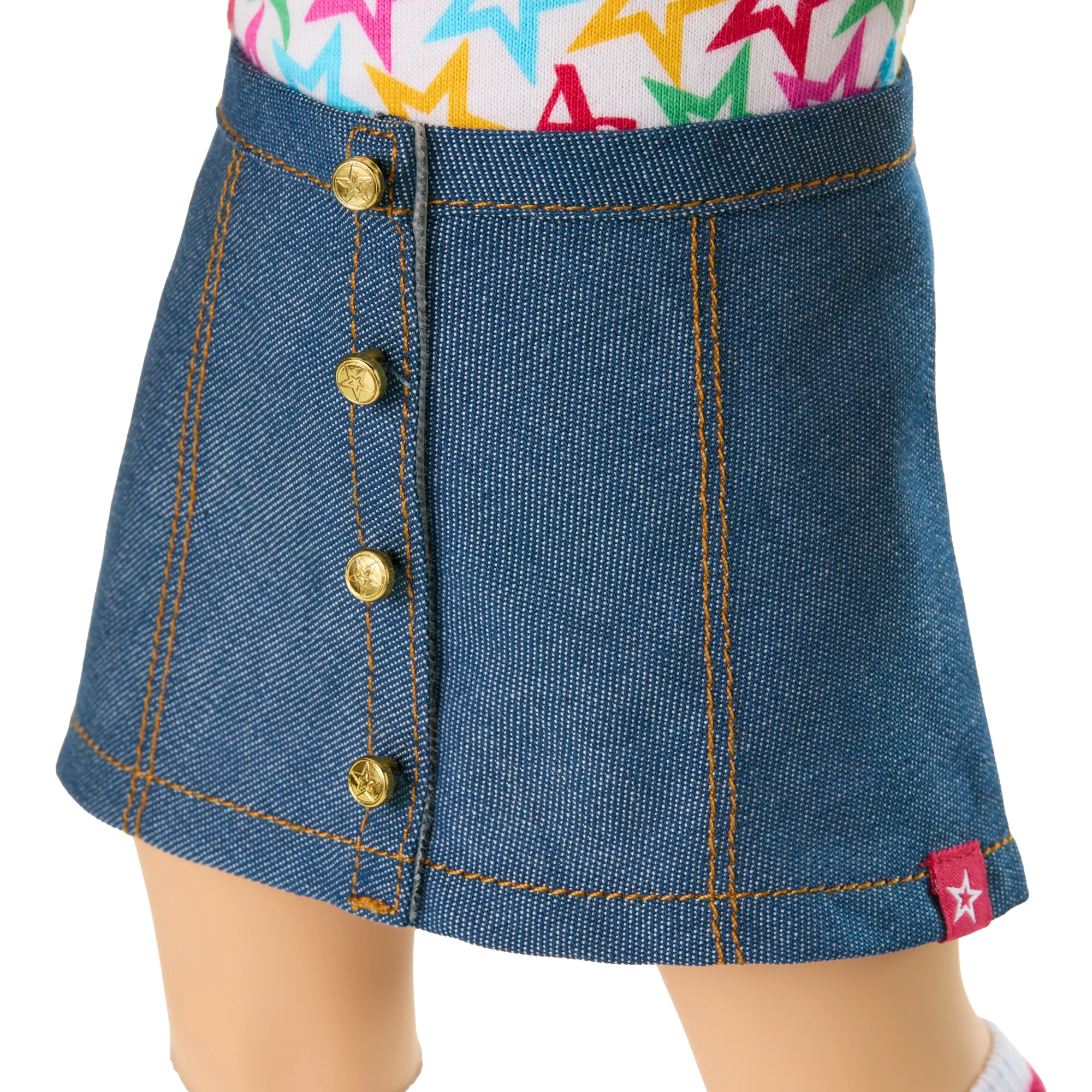 Truly Me™ 18-inch Doll #110 with wavy blonde hair 7 Truly Me™ 18-inch Doll #110 with wavy blonde hair