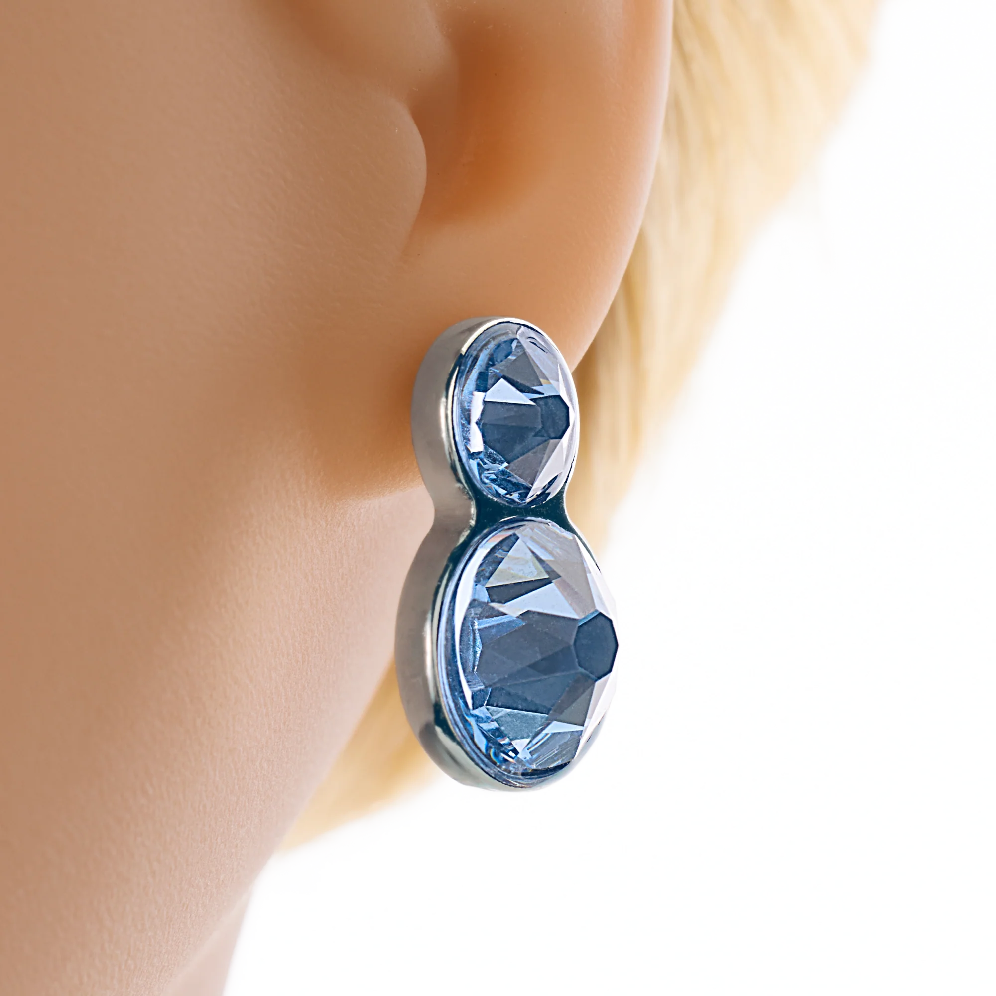 Disney Princess Cinderella 18-inch Doll by American Girl® Collector Series 6 Disney Princess Cinderella 18-inch Doll by American Girl® Collector Series