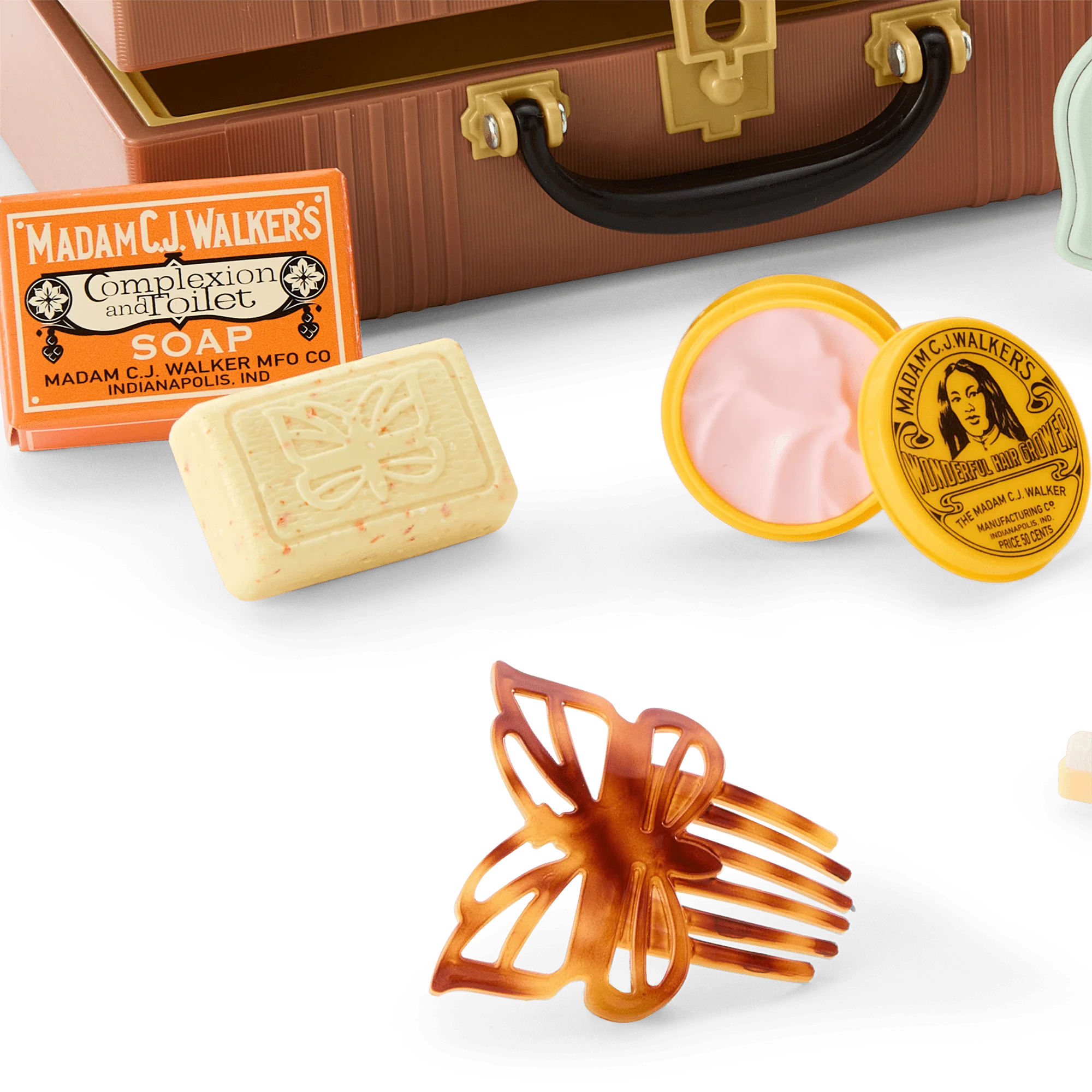 Claudie's™ Travel Accessories for 18-inch Dolls (Historical Characters) 3 Claudie's™ Travel Accessories for 18-inch Dolls (Historical Characters)