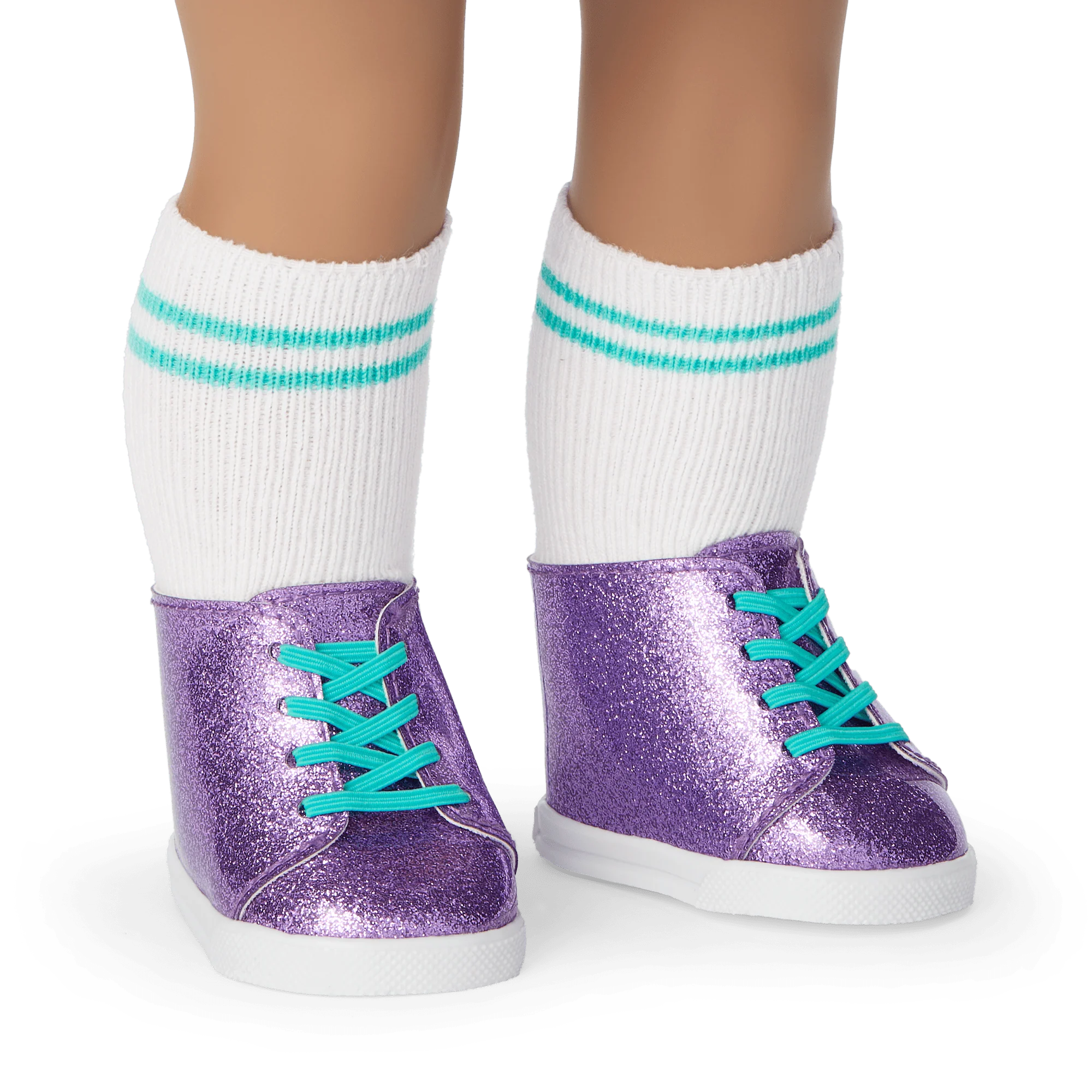 Truly Me™ #117 Doll & Dance All Day Set with wavy dark-brown hair