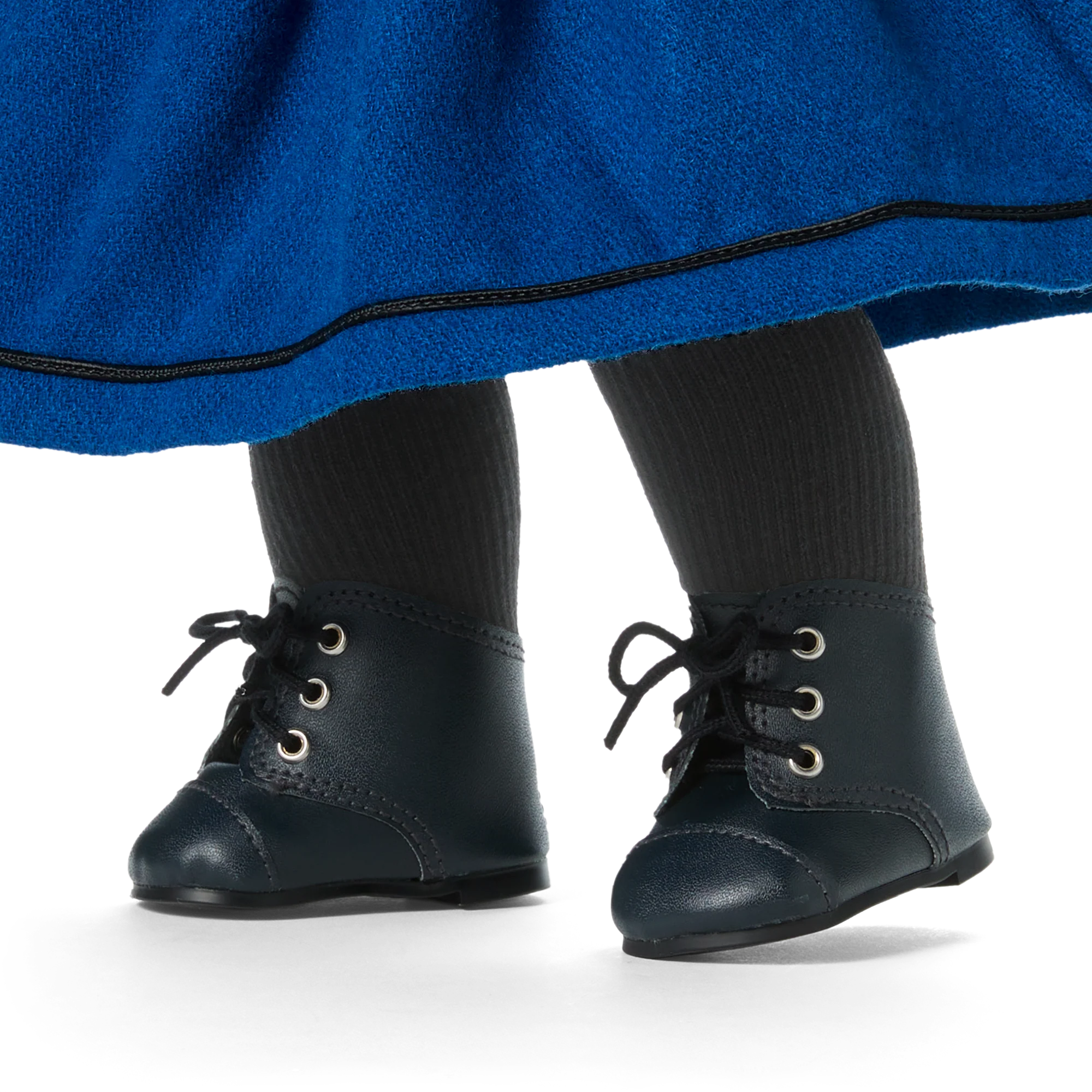 Addy’s™ School Outfit & Book (Historical Characters)